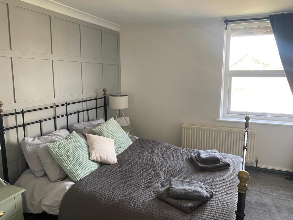 Dragon Parade Apartment هاروغايت المظهر الخارجي الصورة